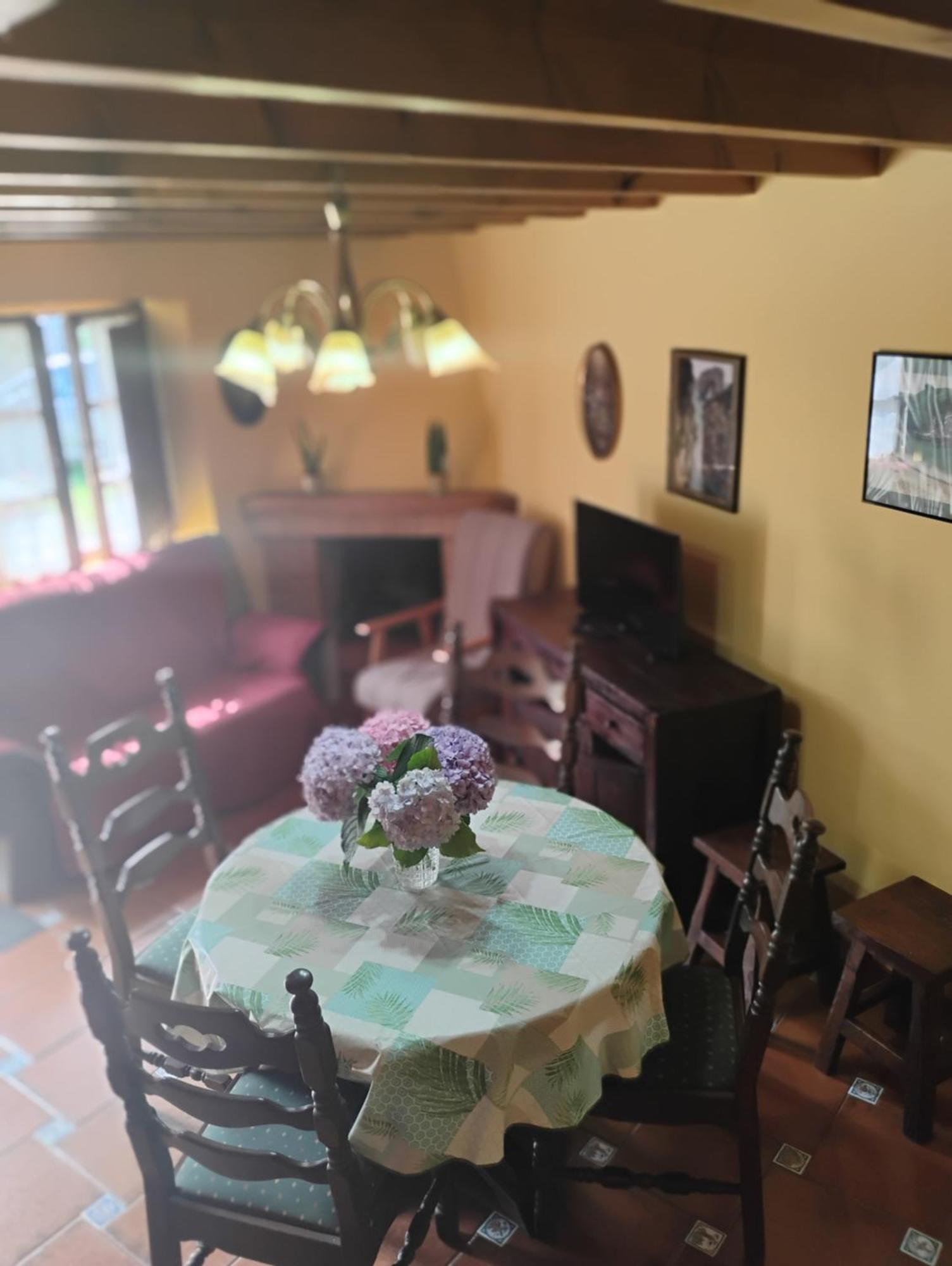 Casa Rural Casa Azul Villahormes Luaran gambar